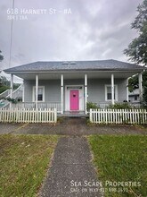 Building Photo - 618 Harnett St