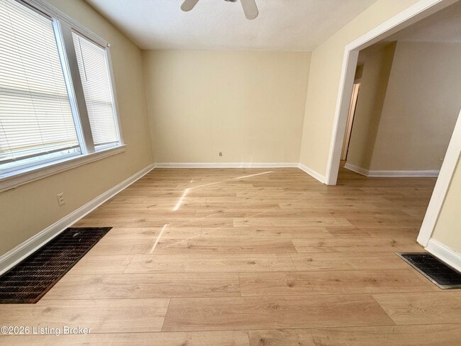 Foto del edificio - 4309 Elliott Ave