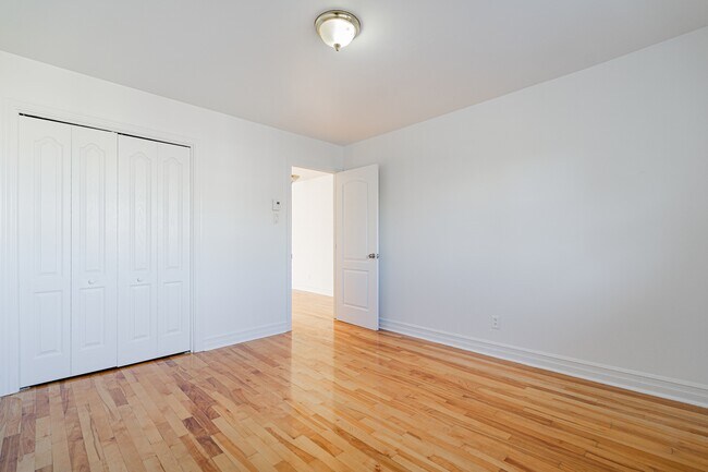 Building Photo - 4041 Rue Forest