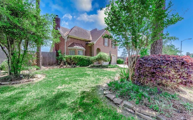Building Photo - 16902 Colony Creek Dr