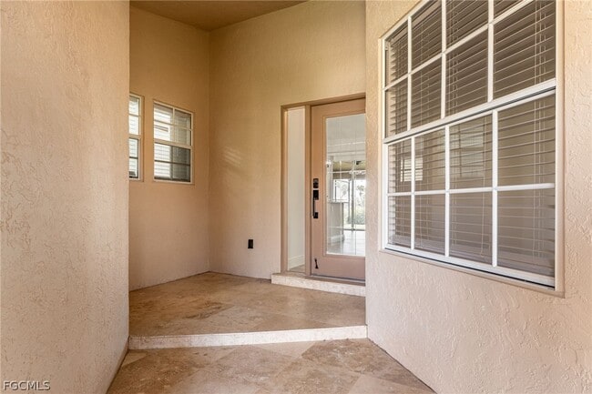 Foto del edificio - 12881 Kelly Bay Ct