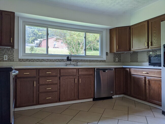 Foto del edificio - 3304 Valley Forge Dr