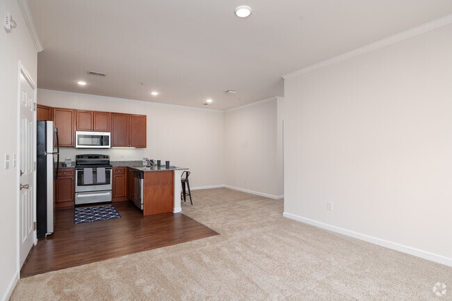 Interior Photo - Palisades at New River