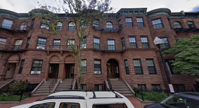 Building Photo - 183 Saint Botolph St