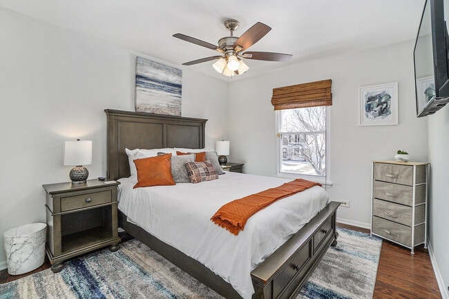 Building Photo - 1191 Easton Dr