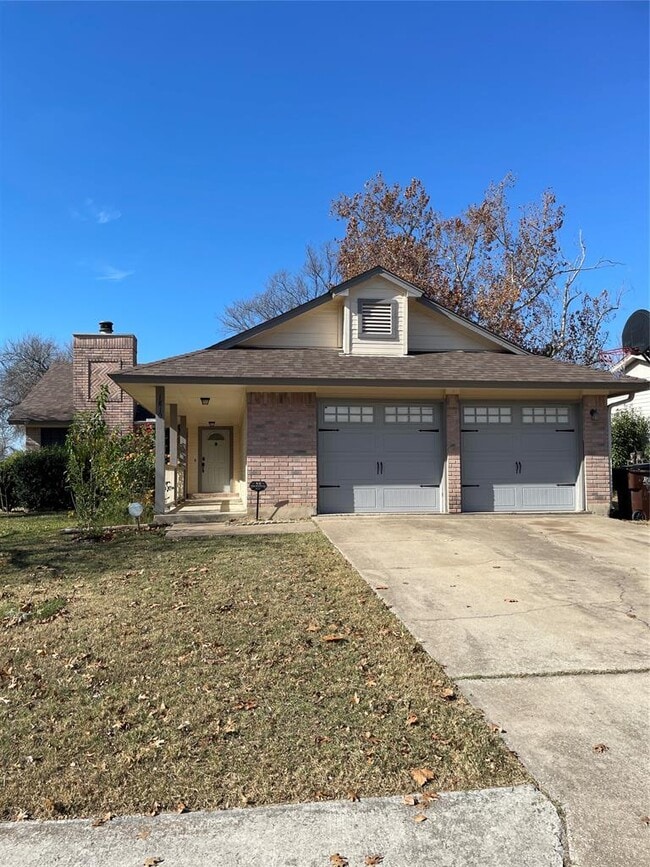 Building Photo - 1810 Provident Ln