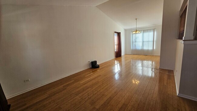 Foto del edificio - 1304 Old Timber Ln