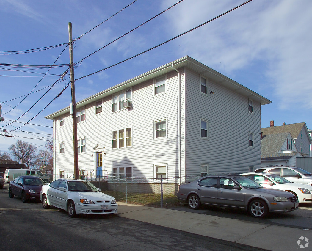 Foto del edificio - 61-65 Bradford Ave