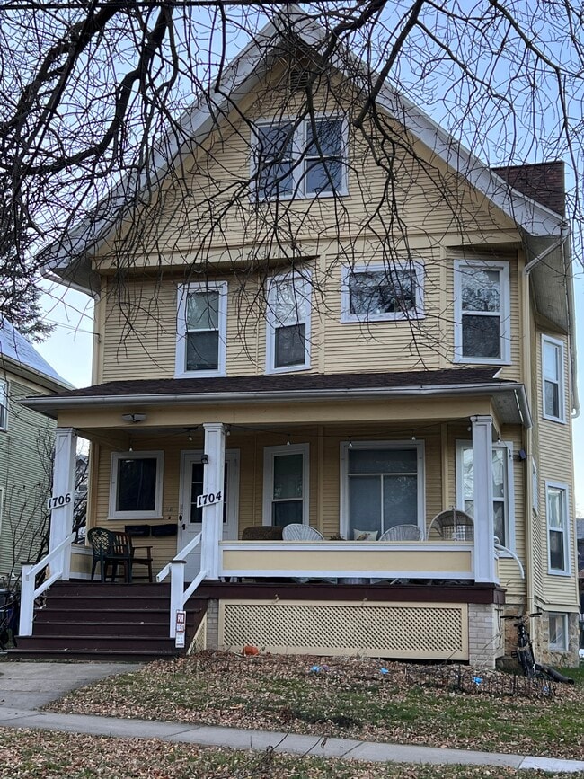 Building Photo - 1706 Jefferson St