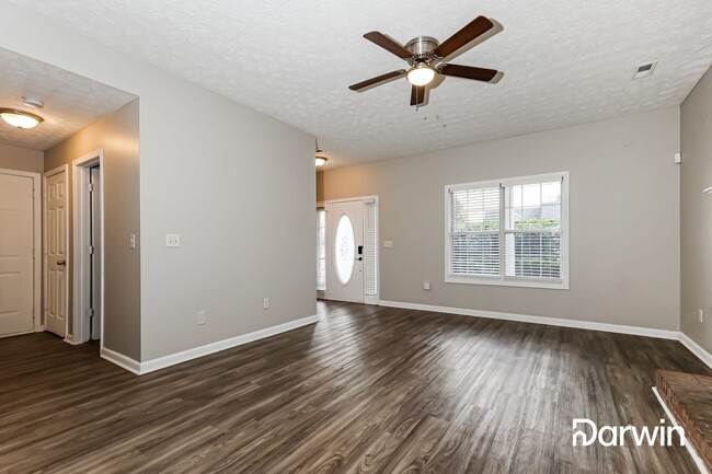 Foto del edificio - 7873 Chadwick Ln, Riverdale, GA 30274