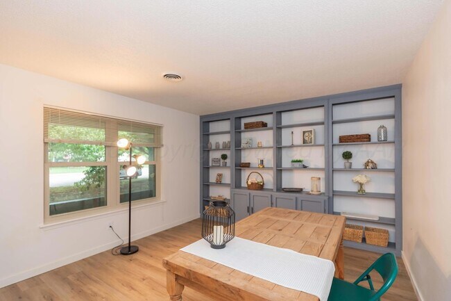 Foto del edificio - 3301 Palmetto Trail