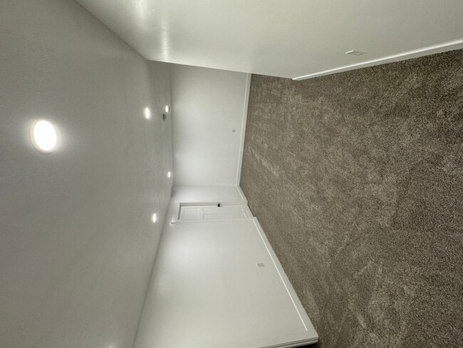 Building Photo - 1469 N 3830 W
