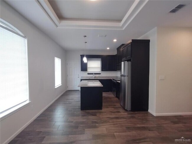 Foto del edificio - 508 Downing Ave