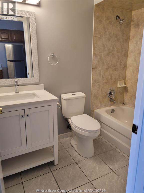 Photo du bâtiment - 3875 Tecumseh Rd E