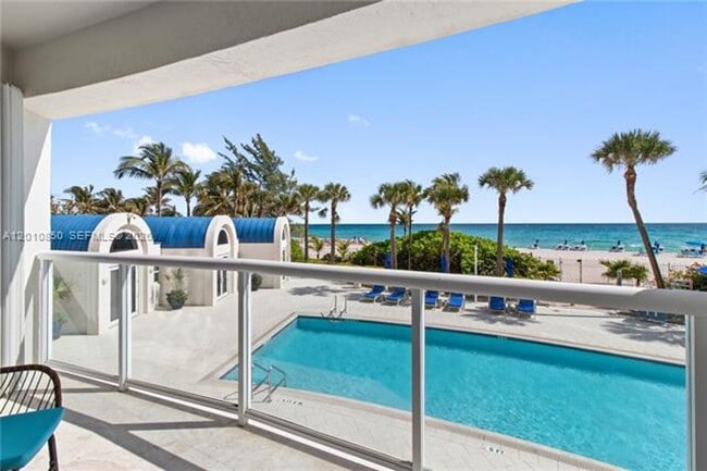 Photo - 18671 Collins Ave Apartment