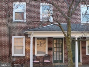 Building Photo - 228 N Orange St