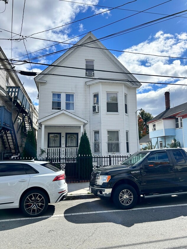 Primary Photo - 78 Butler St