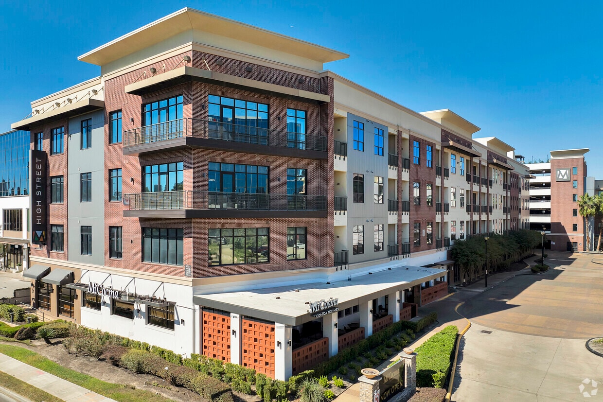 Millennium High Street - Millennium High Street