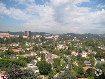 Foto principal - 10747 Wilshire Blvd