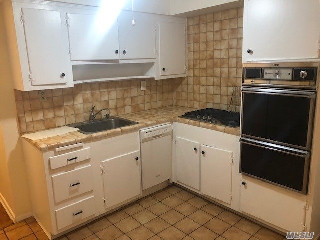 Primary Photo - 25-40-2578 78th St