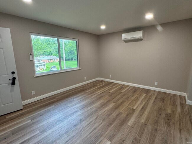 Foto del edificio - 423 N Cypress St