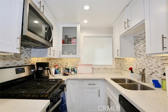 Foto del edificio - 662 S Coast Hwy