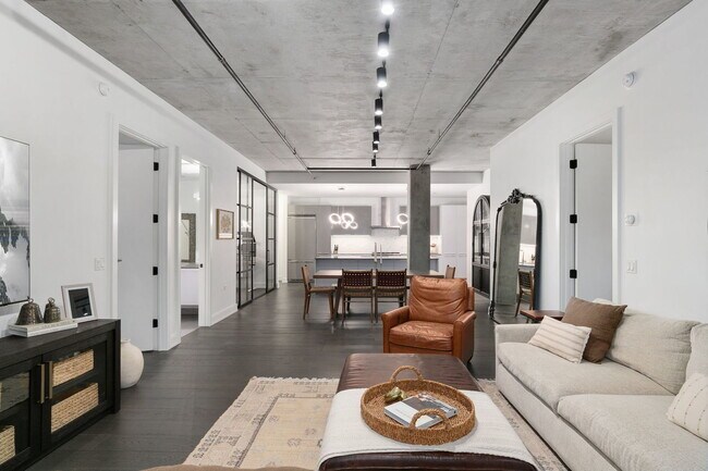 Foto del edificio - 111 S Peoria St