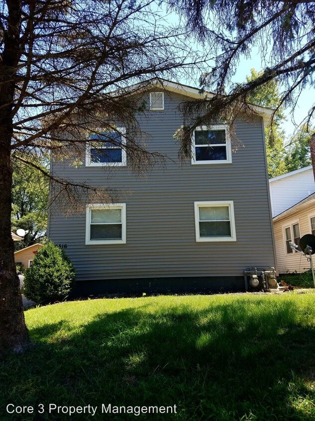 Foto principal - 2316 Yale Blvd