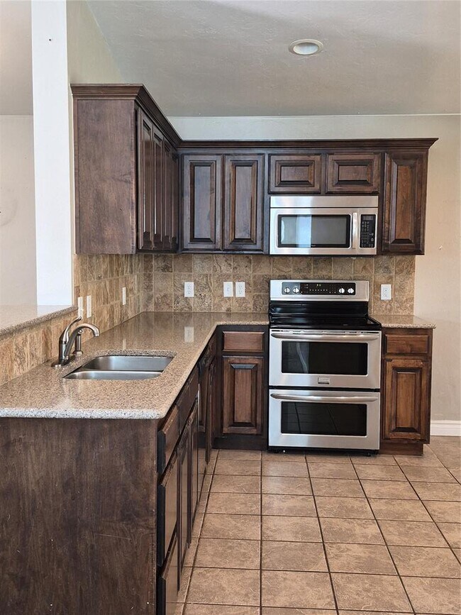 Foto del edificio - 1713 NW 144th Terrace