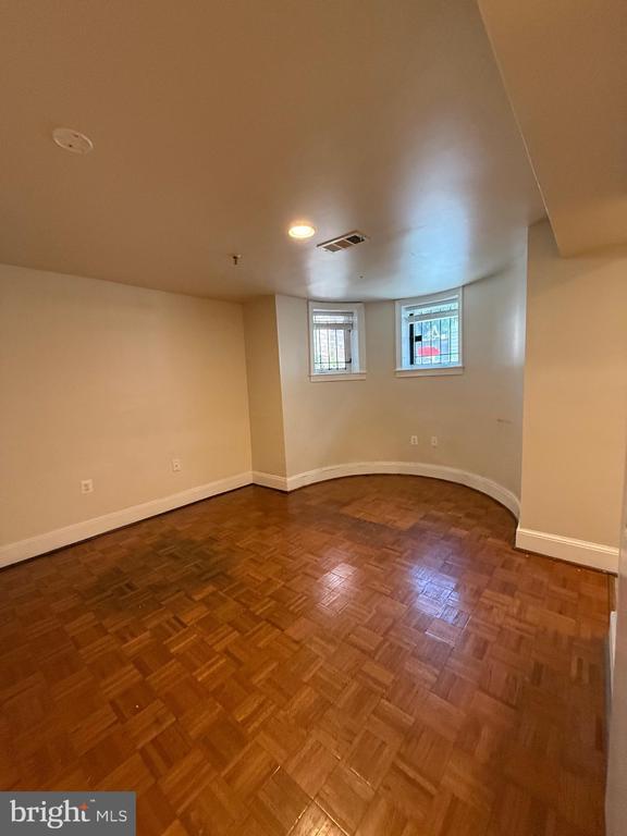 Building Photo - 1506 21st St NW