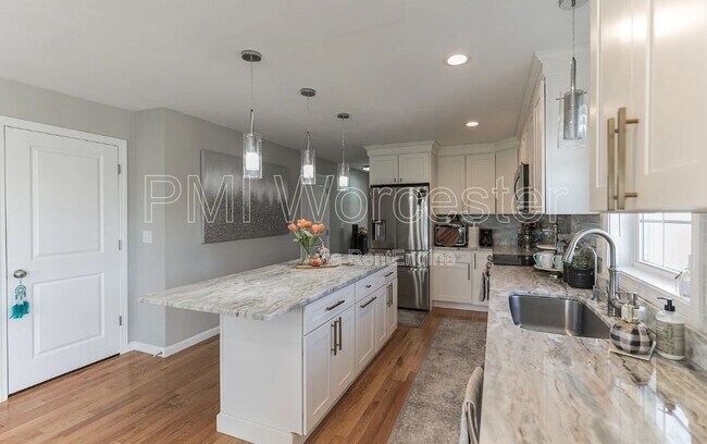 Foto del edificio - 1 Sourwood Cir