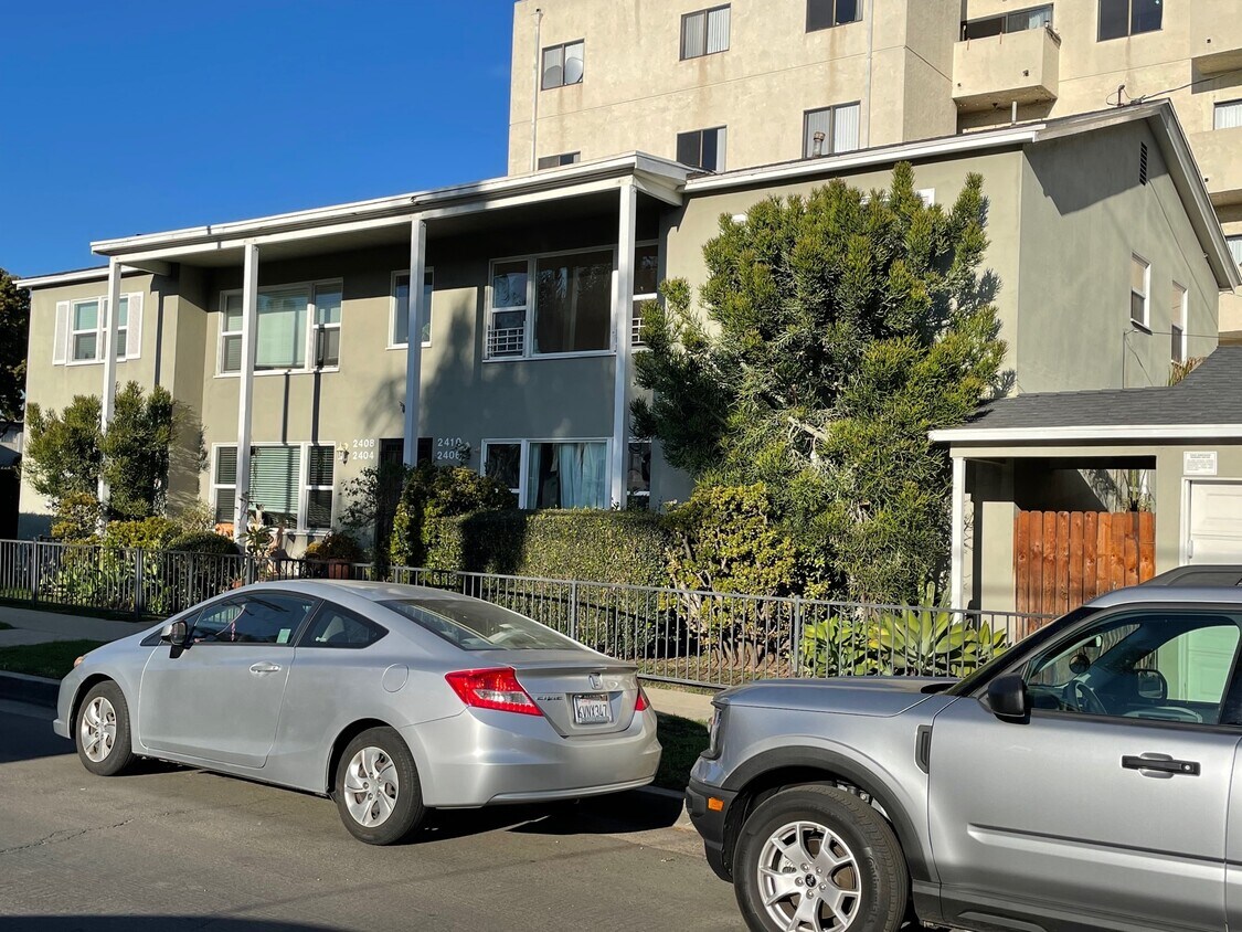 Primary Photo - 2410 Penmar Ave