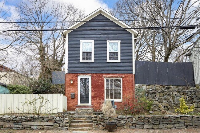 Building Photo - 109 Marlborough St