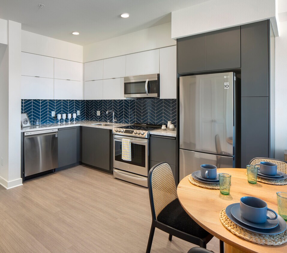 Nova Apartments on Wilshire 3980 Wilshire Blvd Los Angeles, CA