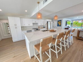 Building Photo - 720 Eastwind Dr
