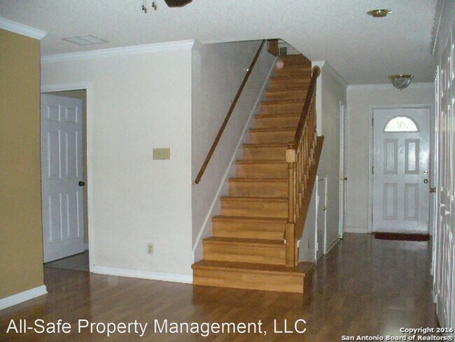 Building Photo - 4 br, 2.5 bath House - 2430 Garden Meadow