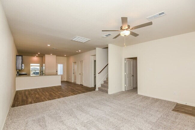 Foto del edificio - 10900 Gray Mare Dr