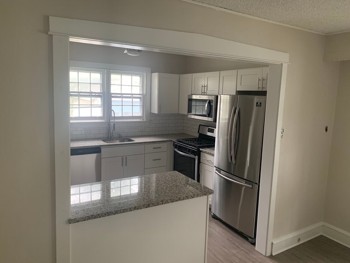 New appliances! - 126 E. Ormond Ave