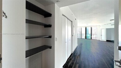 Building Photo - 350 S Miami Ave