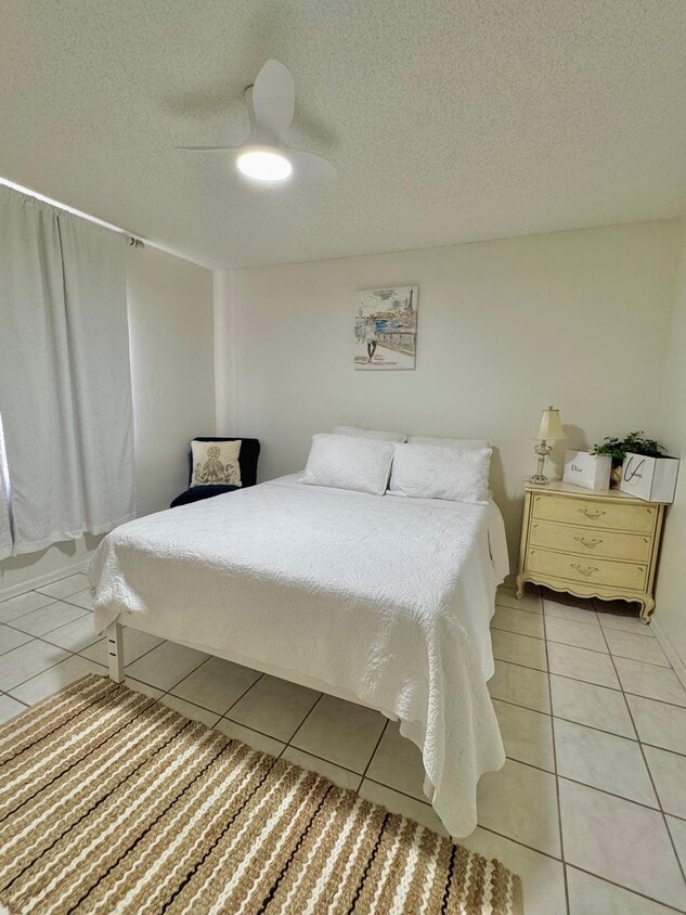 Room 1 - 684 Starstone Dr