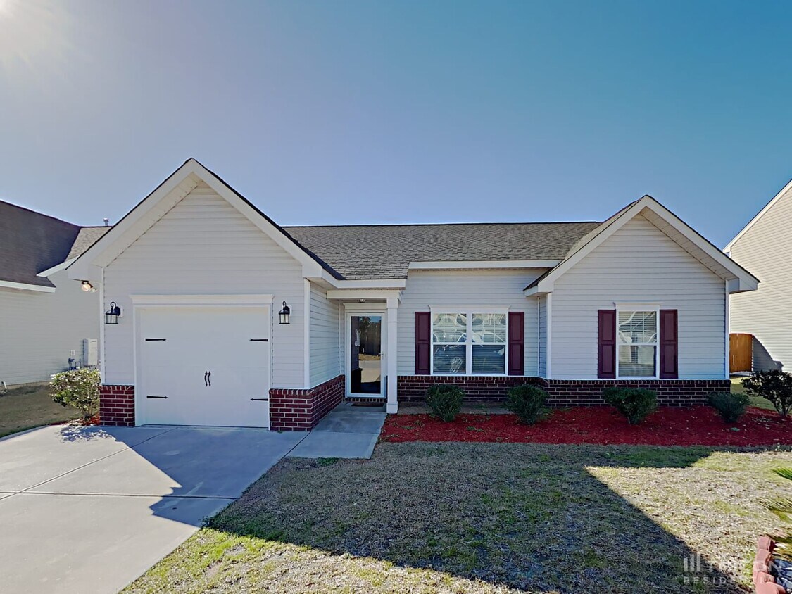 Foto principal - 333 Finch Ln