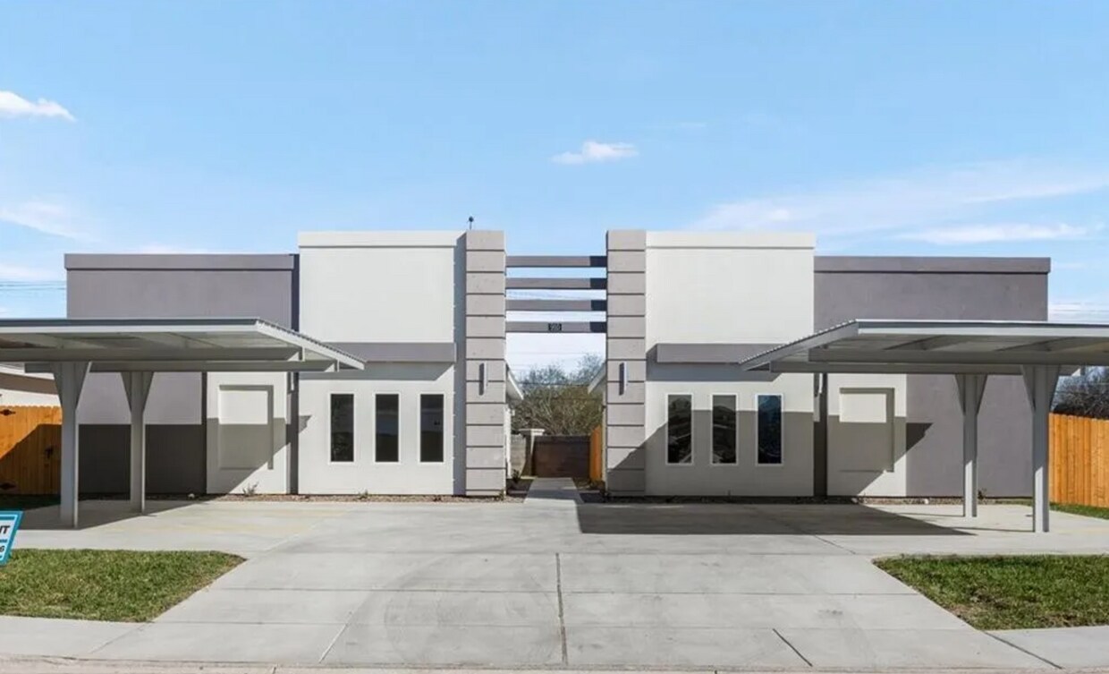 Foto principal - 3109 W Kenwood St