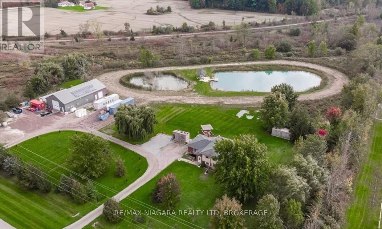 Photo principale - 851 Forks Rd E