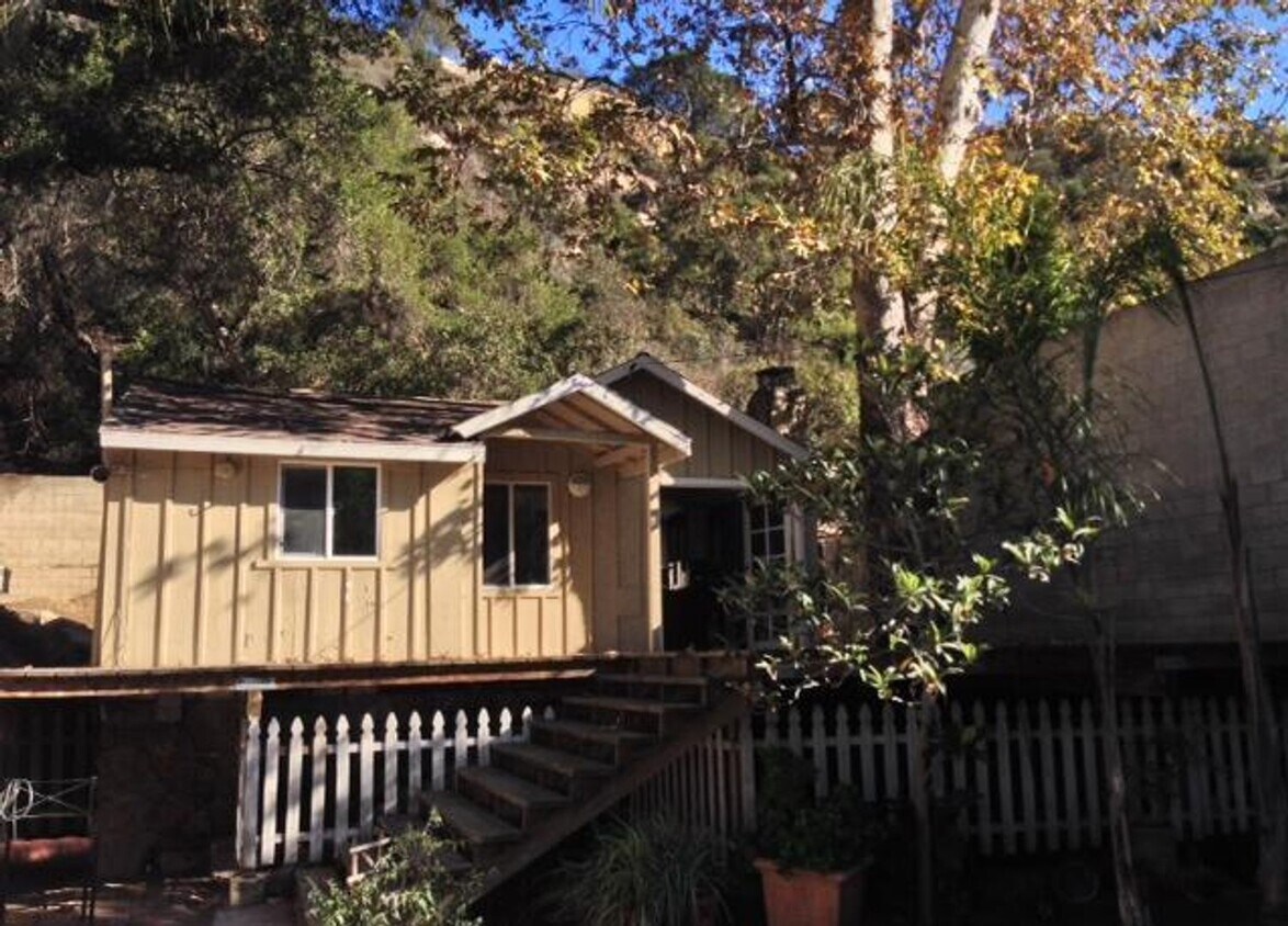 Primary Photo - Laguna Canyon Room for Rent