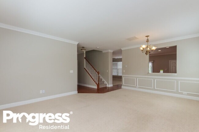 Building Photo - 15510 Carrington Ridge Dr