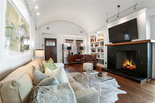 Foto del edificio - 212 Geneva St