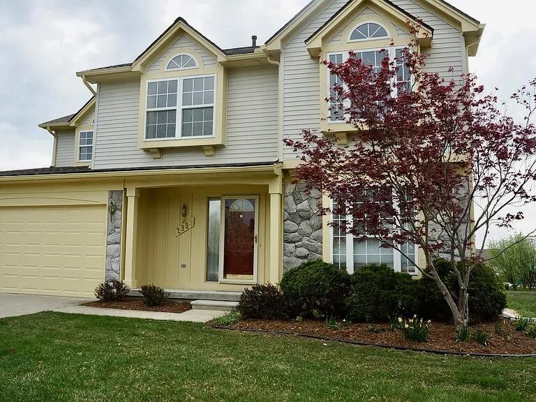 Foto principal - 2993 Silver Spring Dr