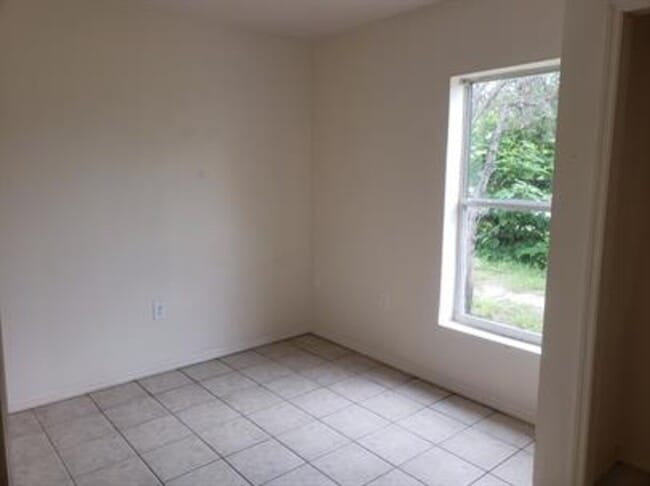 Building Photo - 311 E Magnolia Street - 1