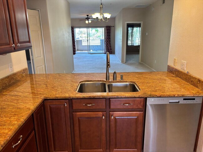 Foto del edificio - 7401 W Arrowhead Clubhouse Dr