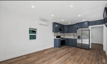 Building Photo - 14123 Califa St